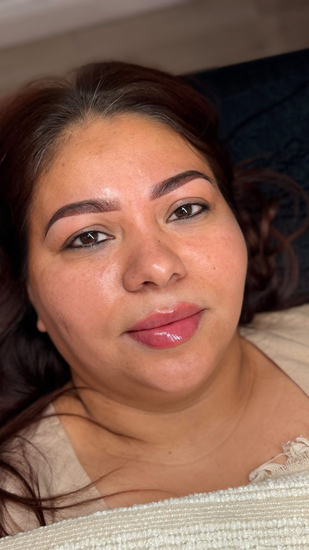 Microblading y diseño de cejas en Milu Beauty Spa, Hampton Bays